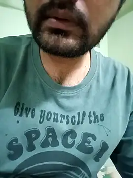 Snapshot of samsexjuice chatting on 04-28-26, 07:18 samsexjuice online show from 04-28-26, 07:18