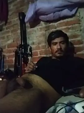 Snapshot of vergon911 chatting on 02-17-26, 10:01 vergon911 online show from 02-17-26, 10:01