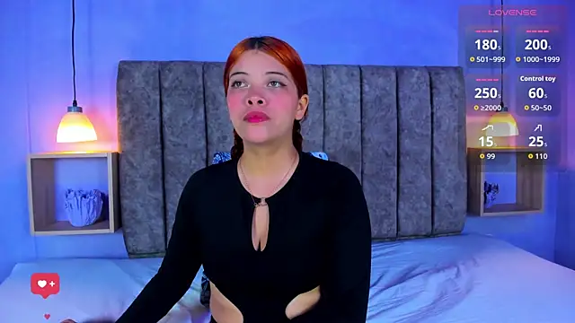 Snapshot of RousseVyxen chatting on 01-06-26, 07:18 RousseVyxen online show from 01-06-26, 07:18