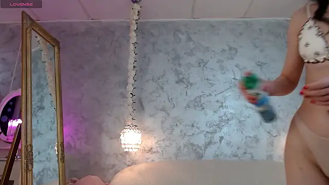 SilviaVanda online show from 03-21-26, 08:04