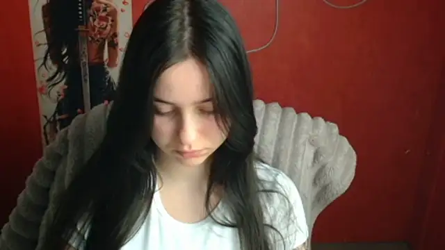 Lilu May online show from 04-19-26, 11:44