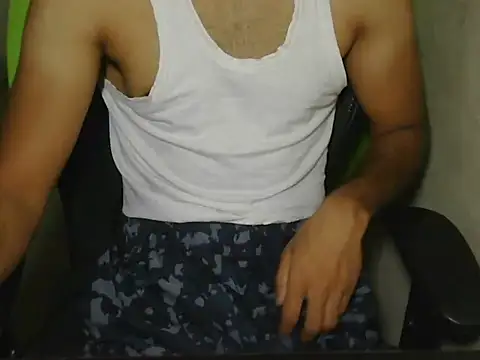 Michal Fransis online show from 04-12-26, 01:14