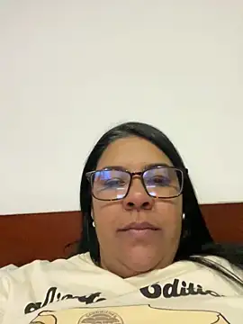 Carameloswing1 online show from 12-21-25, 01:30