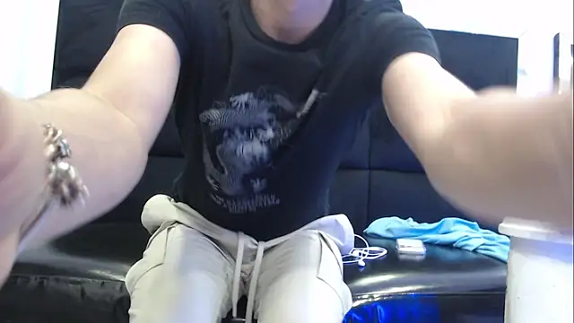 JuanGomm online show from 03-03-26, 03:02