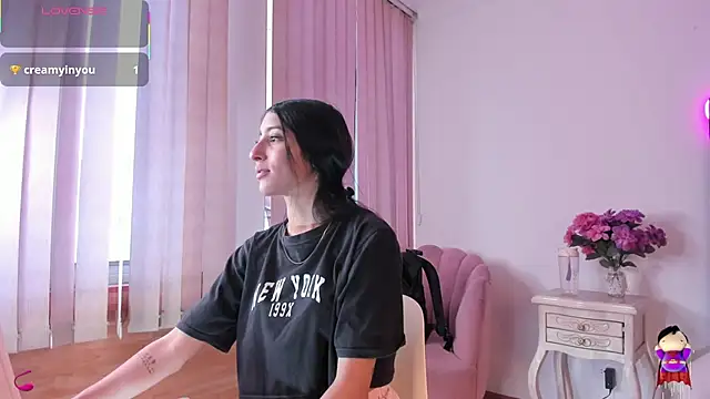 lya  brown online show from 12-22-25, 01:33