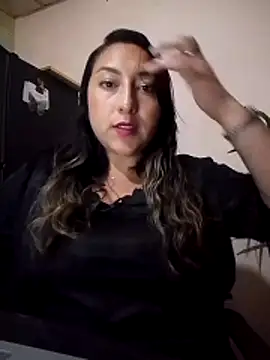 Valeria montana  online show from 04-17-26, 12:02