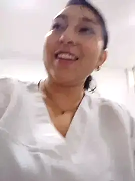 Valeria montana  online show from 02-24-26, 12:39