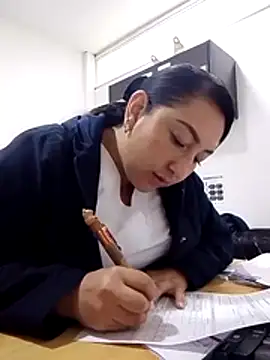 Valeria montana  online show from 03-16-26, 12:53