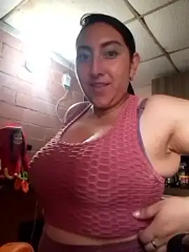 Valeria montana  online show from 03-24-26, 10:32