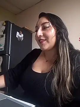 Valeria montana  online show from 03-07-26, 10:04