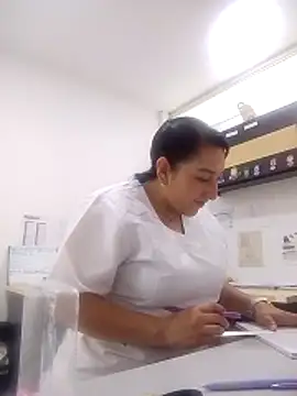 Valeria montana  online show from 06-01-26, 12:16
