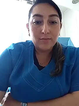 Valeria montana  online show from 12-17-25, 05:29