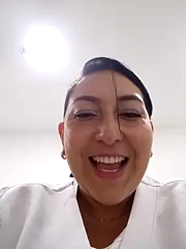 Valeria montana  online show from 02-25-26, 01:00