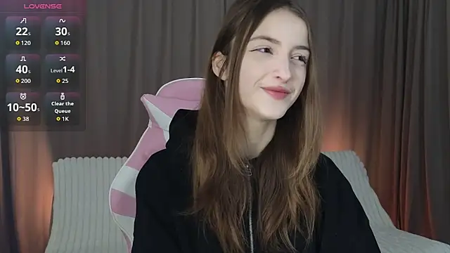 Snapshot of LunaKirby chatting on 02-05-26, 01:07 LunaKirby online show from 02-05-26, 01:07