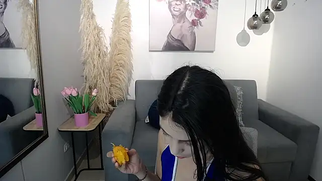 AdrianaTorres  online show from 02-25-26, 02:17