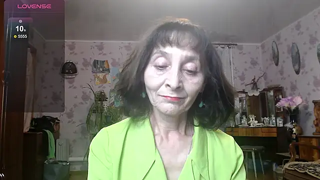 Angelina-Missteria online show from 12-17-25, 04:45