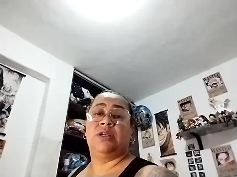 vicky-duarte online show from 05-05-26, 04:59