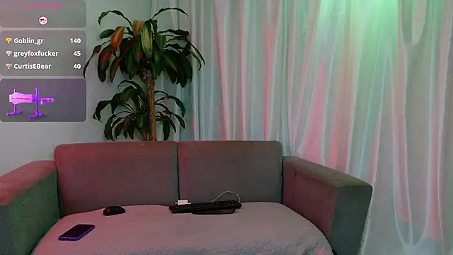 Snapshot of Saly_Moon1 chatting on 04-22-26, 01:12 Saly Moon1 online show from 04-22-26, 01:12