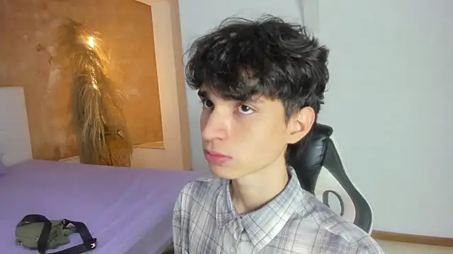 CONNOR STONNE  online show from 02-26-26, 07:25