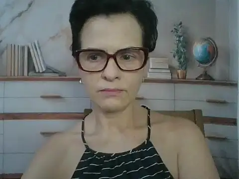 Snapshot of Luna-Hot0802 chatting on 02-09-26, 01:42 Luna-Hot0802 online show from 02-09-26, 01:42