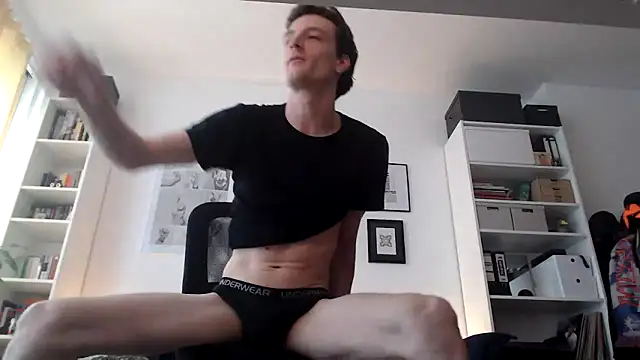 MindlyXXX online show from 10-16-25, 12:02