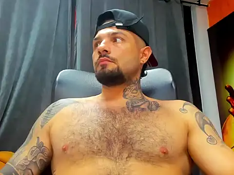 lucky smith1 online show from 01-10-26, 05:52