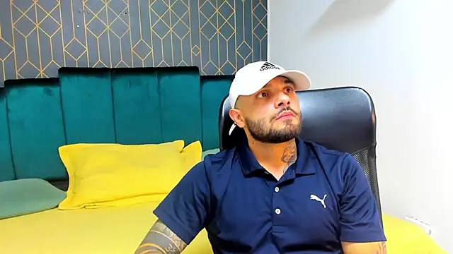 lucky smith1 online show from 12-13-25, 08:04