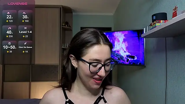 Snapshot of SweetChirikMay chatting on 12-19-25, 03:14 SweetChirikMay online show from 12-19-25, 03:14