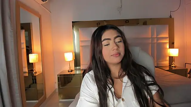 Zoei Moon online show from 02-03-26, 06:24