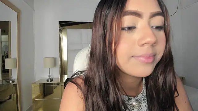 Snapshot of Zoei_Moon chatting on 01-31-26, 07:12 Zoei Moon online show from 01-31-26, 07:12
