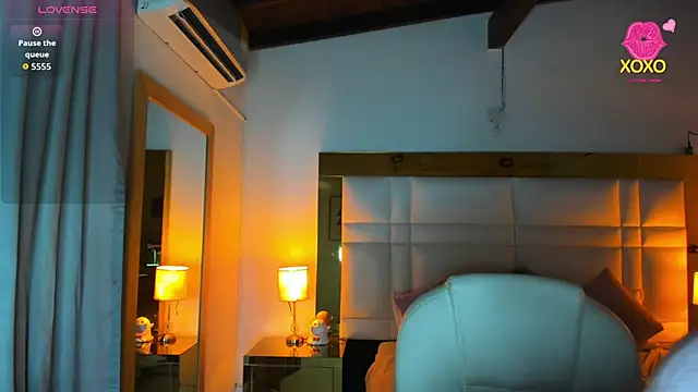 Zoei Moon online show from 03-20-26, 07:15