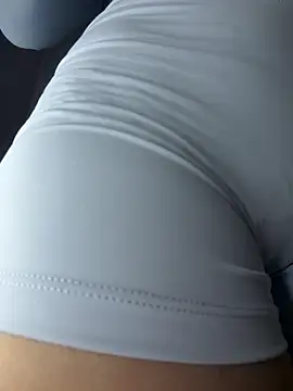 Anonima-Girl online show from 03-19-26, 02:00