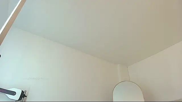 Snapshot of tamara_walter chatting on 02-20-26, 01:35 tamara walter online show from 02-20-26, 01:35