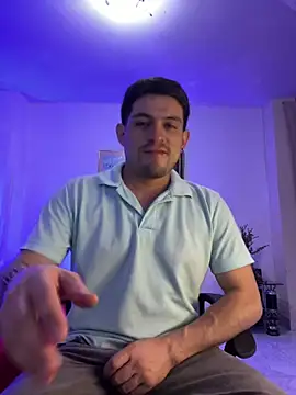 williamsmiiths16 online show from 04-14-26, 04:17