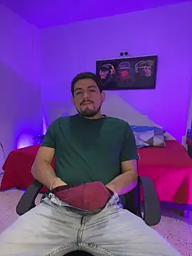 williamsmiiths16 online show from 06-10-26, 11:44