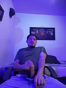 williamsmiiths16 online show from 06-30-26, 11:32