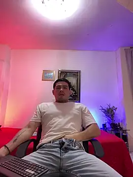 williamsmiiths16 online show from 03-19-26, 11:21