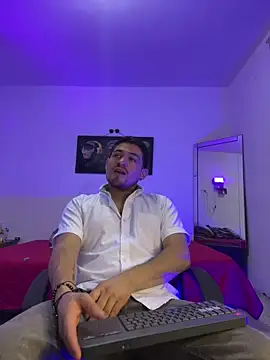 williamsmiiths16 online show from 06-04-26, 11:26