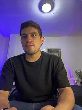 williamsmiiths16 online show from 12-19-25, 03:10