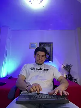 williamsmiiths16 online show from 04-04-26, 10:16