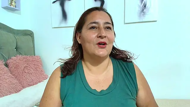 VioletBruces online show from 01-10-26, 11:33