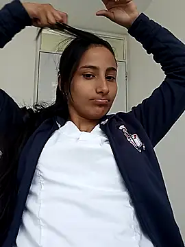 Vera Luna  online show from 12-22-25, 01:44