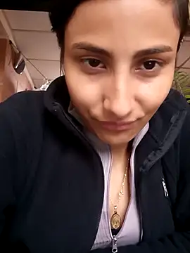 Vera Luna  online show from 02-10-26, 10:09