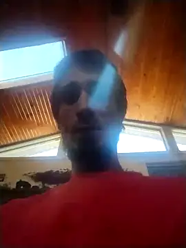 Snapshot of bigjohnson2914 chatting on 12-17-25, 06:35 bigjohnson2914 online show from 12-17-25, 06:35