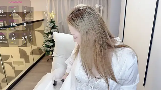 Star-XinX online show from 02-25-26, 02:50