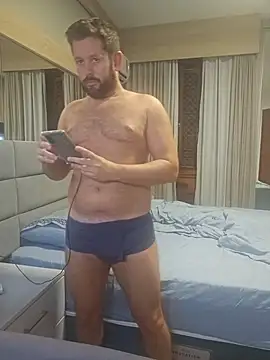 Snapshot of RipMyUnderwear chatting on 02-19-26, 10:29 RipMyUnderwear online show from 02-19-26, 10:29