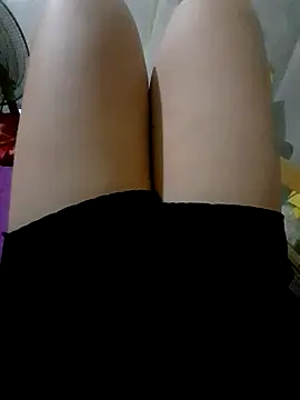 Snapshot of maian_love chatting on 06-27-26, 07:31 maian love online show from 06-27-26, 07:31