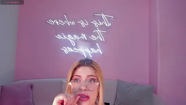 MadisonKane online show from 03-24-26, 11:32