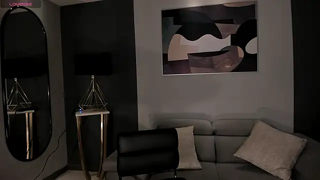 MadisonKane online show from 11-11-25, 11:05