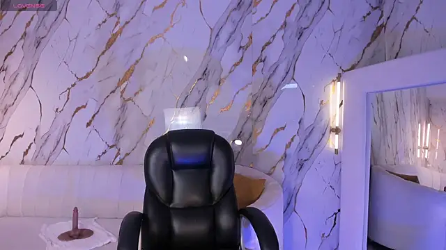 MadisonKane online show from 06-07-26, 11:15